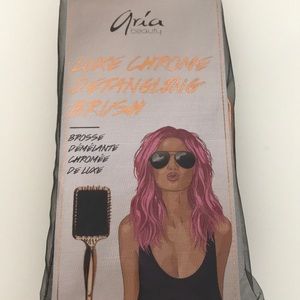 Aria luxe detangling brush